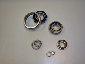 Magneto bearings